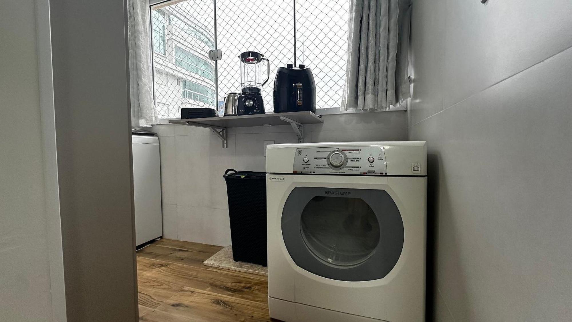 Apartamento Ms05- 2 Quartos| Quadra Mar| Tela Protecao| Centro